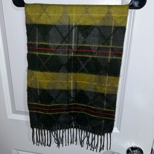 Geoffrey Beene Cashme 100% Acrylic Scarf Plaid 57’
